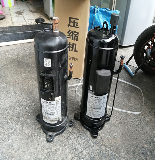 玉龙中央空调压缩机的更换维修